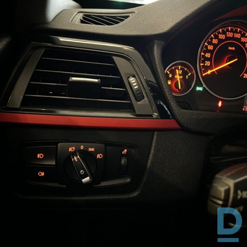 Pārdod BMW 320d, 2012