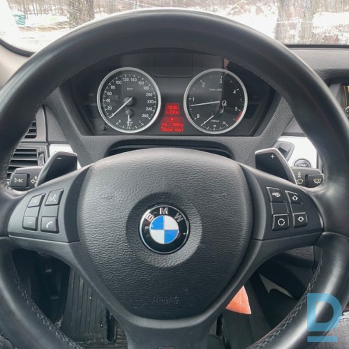 Pārdod BMW X6, 2013