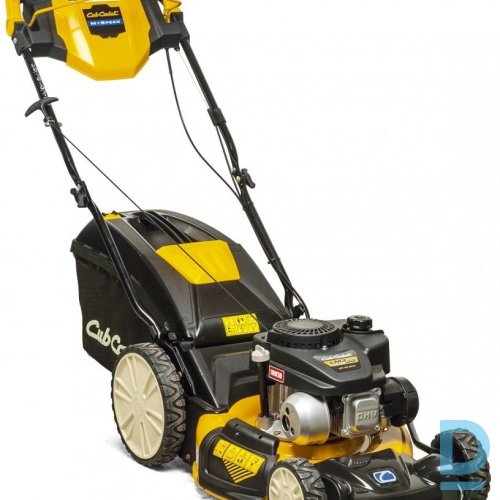 Cub Cadet benzīna pašgājēja zāles pļaujmašīna LM3 CRC46s Cub Cadet benzīna pašgājēja zāles pļaujmašīna LM3 CRC46s