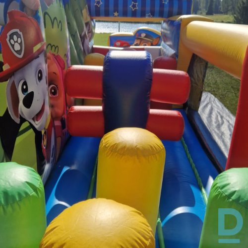 Iznomā Piepūšamā atrakcija “Ķepu patruļa”
