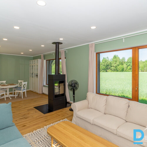 103.7 m² māja, 84.2 m² guļbūve-pirts, 10.87 ha zeme, Dankari, Zalves pagasts, Aizkraukles novads, Latvija. 103.7 m² māja, 84.2 m² guļbūve-pirts, 10.87 ha zeme, Dankari, Zalves pagasts, Aizkraukles novads, Latvija.