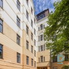 A spacious attic apartment with windows to both the courtyard and the facade - Lāčplēša street