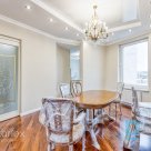 Spacious and bright 4-room apartment with a panoramic view on Indrānu street It is offered to acquire a spacious and bright apartment in the far center of the city of Riga