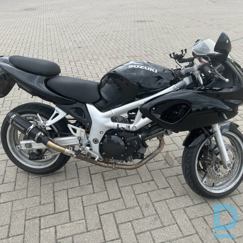 Pārdod Suzuki Suzuki sv650 motociklu, 650 cm³, 2002