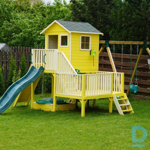 Koka spēļu namiņš bērniem “Kārīte” + šūpoļu D modulis Koka spēļu namiņš bērniem “Kārīte” + šūpoļu D modulis