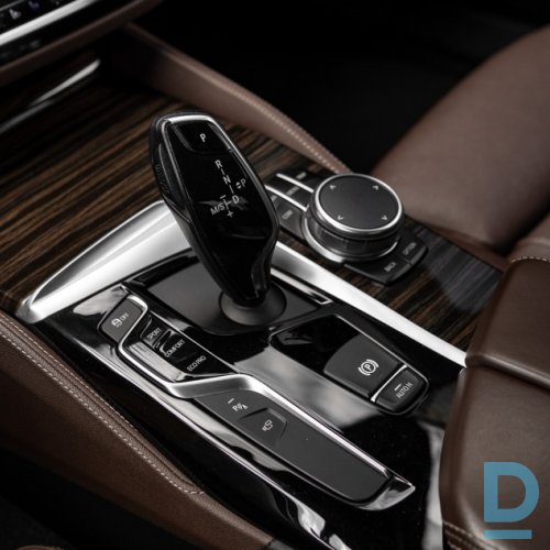 Pārdod BMW M550i xDrive, 2017 Pārdod BMW M550i xDrive, 2017