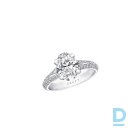 For sale Graff Legacy Oval Diamond Engagement Ring