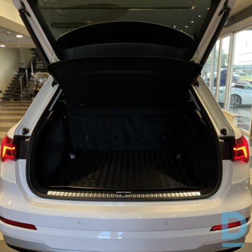 Pārdod Audi Q3 1.5 Tfsi, 2020