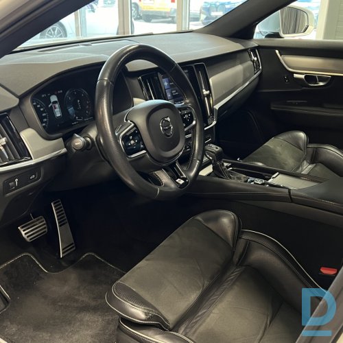 Pārdod Volvo V90 R-line, AWD D5 2.0, 2017