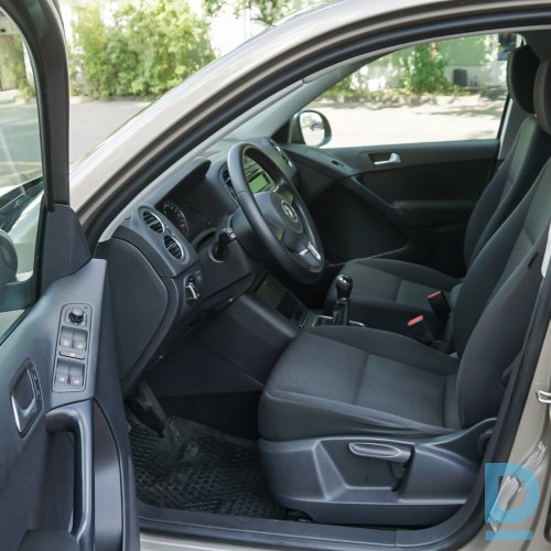 Pārdod Volkswagen Tiguan 2.0D, 2014