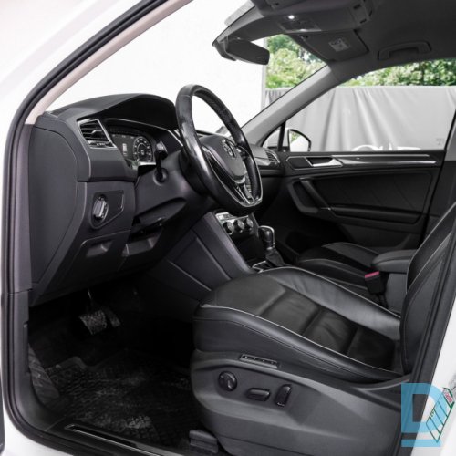 Pārdod Volkswagen Tiguan 2.0tdi R-Line, 2017 Pārdod Volkswagen Tiguan 2.0tdi R-Line, 2017