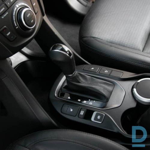 Pārdod Hyundai Santa Fe 2.2d, 2014