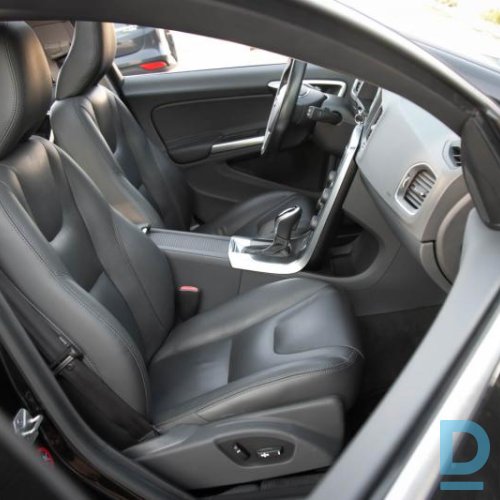 Pārdod Volvo V60 2.4 D6 AWD, 2014 Pārdod Volvo V60 2.4 D6 AWD, 2014