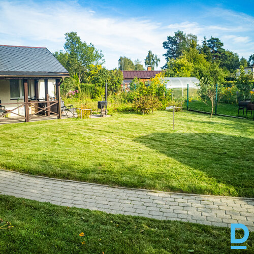 Pārdod vasarnīcu kooperatīvā Roze, Saulkrastos Pārdod vasarnīcu kooperatīvā Roze, Saulkrastos