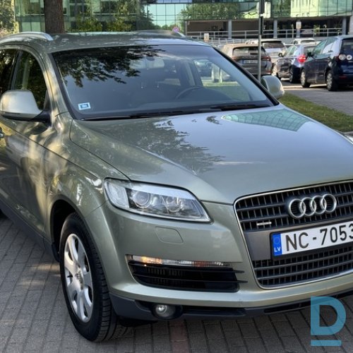 Pārdod Audi Q7 3.0d, 2006
