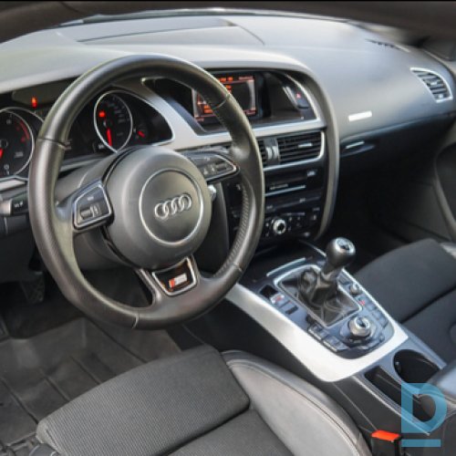 Pārdod Audi A5 2.0, 2012