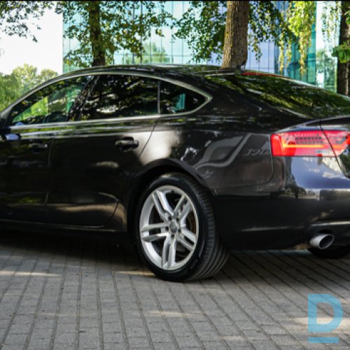 Pārdod Audi A5 2.0, 2012