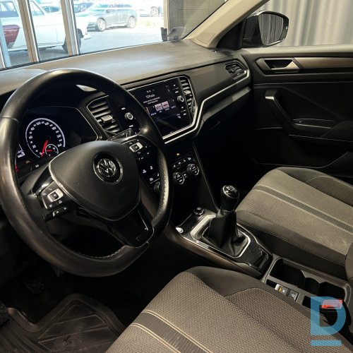 Pārdod Volkswagen T-Roc 1.5i, 2018 Pārdod Volkswagen T-Roc 1.5i, 2018