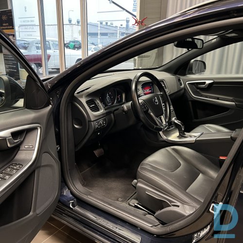 Pārdod Volvo V60 2.0 D4 Summum, 2016