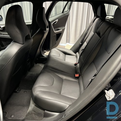 Pārdod Volvo V60 2.0 D4 Summum, 2016