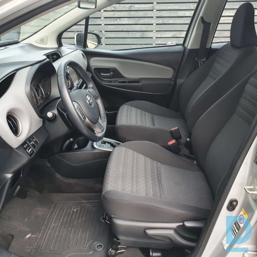 Pārdod Toyota Yaris 1.3, 2017 Pārdod Toyota Yaris 1.3, 2017