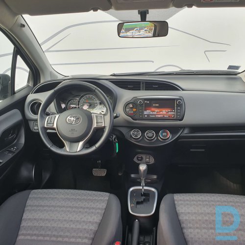 Pārdod Toyota Yaris 1.3, 2017 Pārdod Toyota Yaris 1.3, 2017