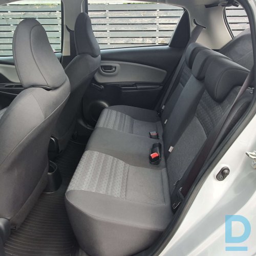 Pārdod Toyota Yaris 1.3, 2017 Pārdod Toyota Yaris 1.3, 2017
