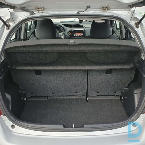 Pārdod Toyota Yaris 1.3, 2017 Pārdod Toyota Yaris 1.3, 2017