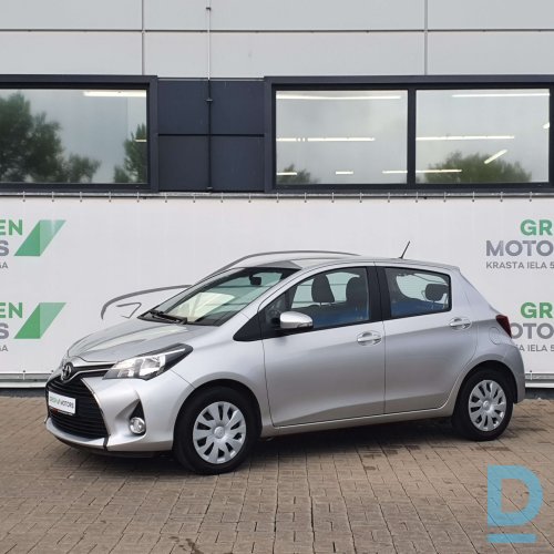 Pārdod Toyota Yaris 1.3, 2017