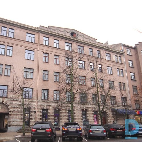 Pārdod puspagrabu Stabu iela 45