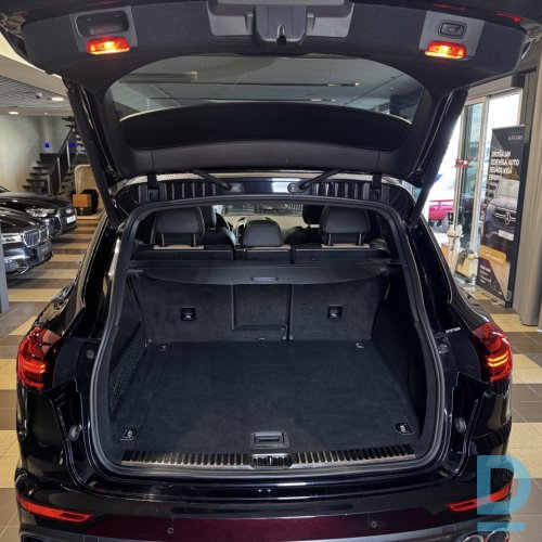 Pārdod Porsche Cayenne 3.0d, 2015