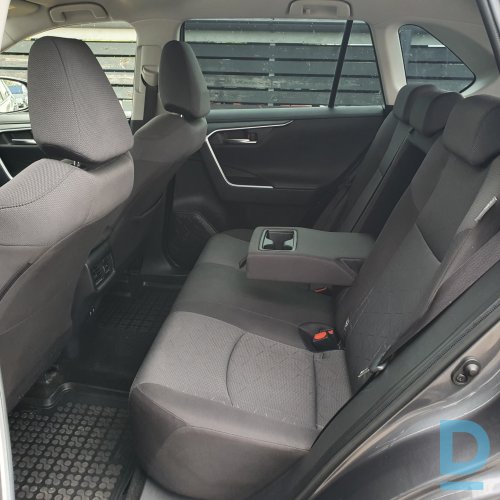 Pārdod Toyota Rav4 Luxury 2.0, 2019 Pārdod Toyota Rav4 Luxury 2.0, 2019