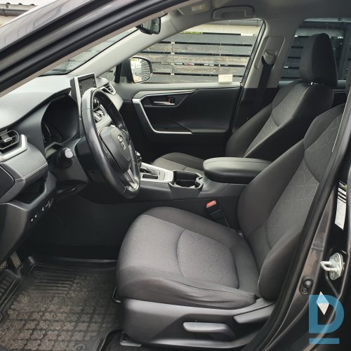 Pārdod Toyota Rav4 Luxury 2.0, 2019 Pārdod Toyota Rav4 Luxury 2.0, 2019
