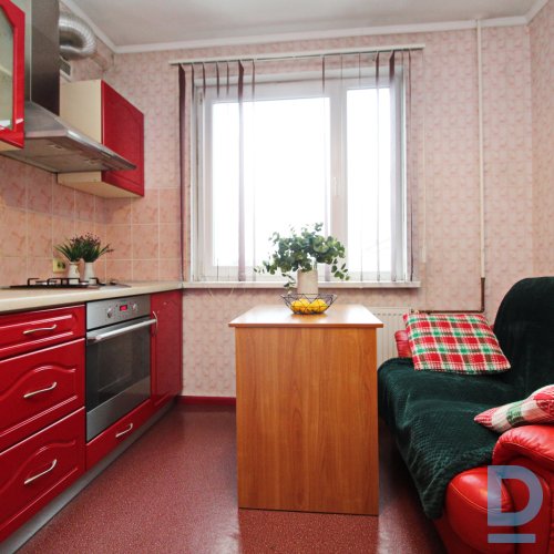 Pārdod dzīvokli Salnas iela 28, Pļavnieki, Rīga, 64m², 3 ist.