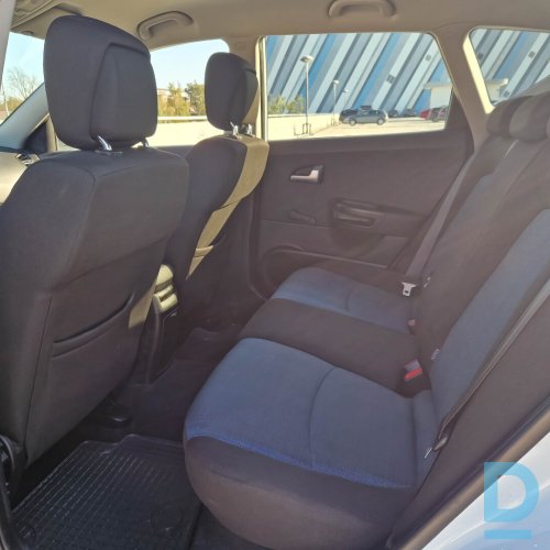 Pārdod Kia Ceed 2.0, 2011 Pārdod Kia Ceed 2.0, 2011