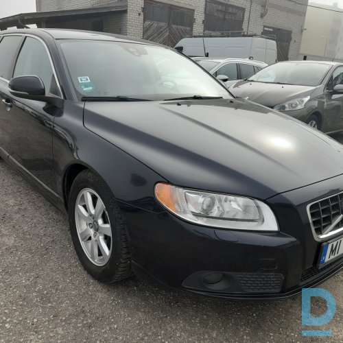 PĀRDOD 2012g. VOLVO V70 2.0 D3