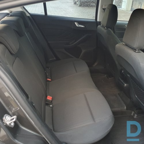Pārdod Ford Focus 1.0, 2019