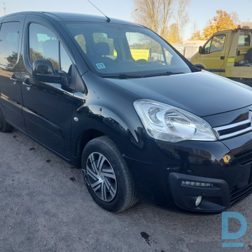 PĀRDOD 2018g. Citroen Berlingo 1.6 D 73kw/100hp dīzelis ar jaunu TA