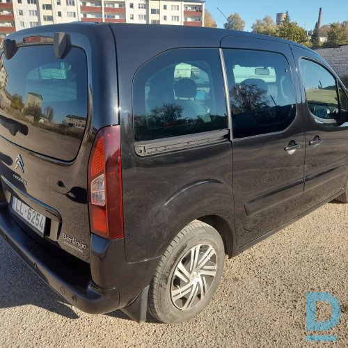 PĀRDOD 2018g. Citroen Berlingo 1.6 D 73kw/100hp dīzelis ar jaunu TA