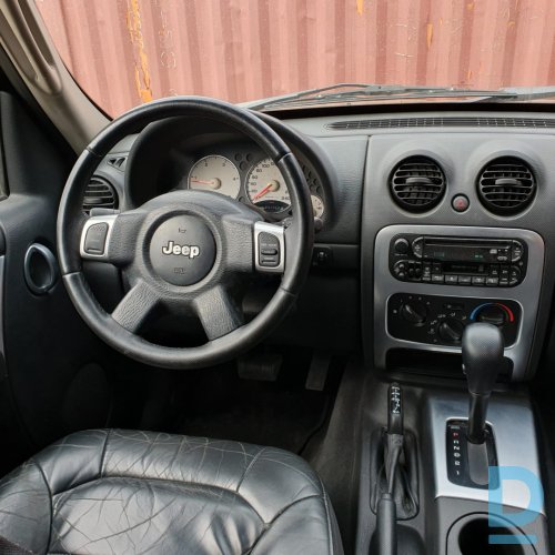 Pārdod Jeep Cherokee 2.8CRD Limited, 2003