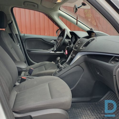 Pārdod Opel Zafira Tourer 2.0TD, 2012
