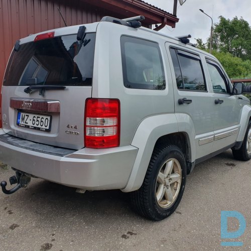 Pārdod Jeep Cherokee 2.8TD 4×4, 2011 Pārdod Jeep Cherokee 2.8TD 4×4, 2011