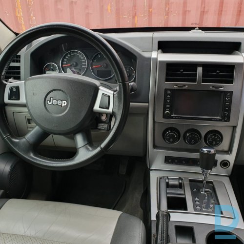 Pārdod Jeep Cherokee 2.8TD 4×4, 2011 Pārdod Jeep Cherokee 2.8TD 4×4, 2011
