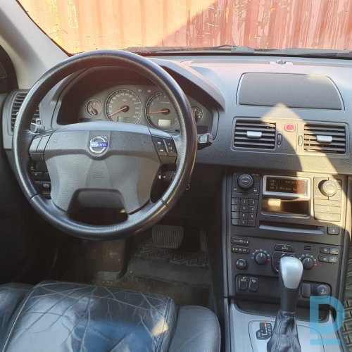 Pārdod Volvo XC90 2.9i 4×4, 2004