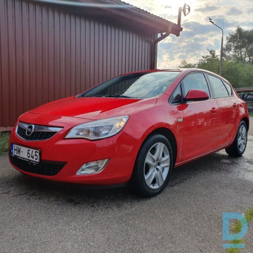 Pārdod Opel Astra 1.7CDTi, 2010