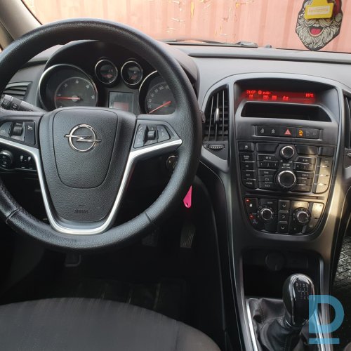 Pārdod Opel Astra 1.7CDTi, 2010