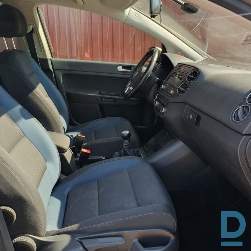 Pārdod Volkswagen Golf Plus 1.6TDI, 2010 Pārdod Volkswagen Golf Plus 1.6TDI, 2010