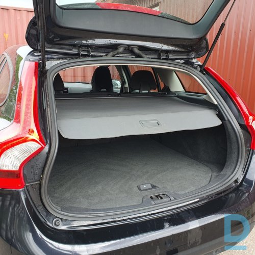 Pārdod Volvo V60 2.0D4 Kinetic, 2013