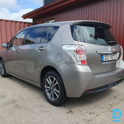 Pārdod Toyota Verso 1.6D-4D Facelift, 2014