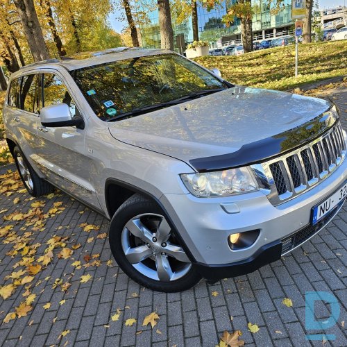 Pārdod Jeep Grand Cherokee 3.0d, 2011